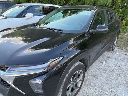 Used 2025 Chevrolet Trax LT w/ LT Convenience Package