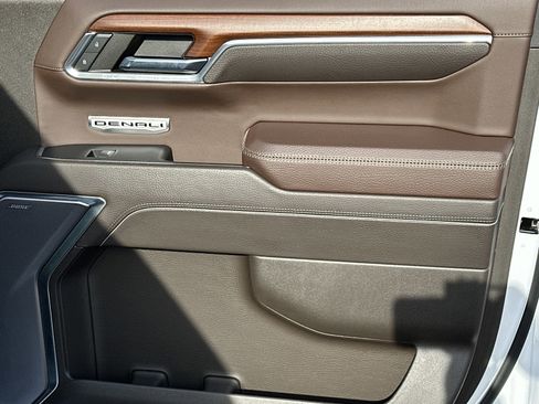 Used 2023 GMC Sierra 1500 Denali w/ Denali Reserve Package image 15