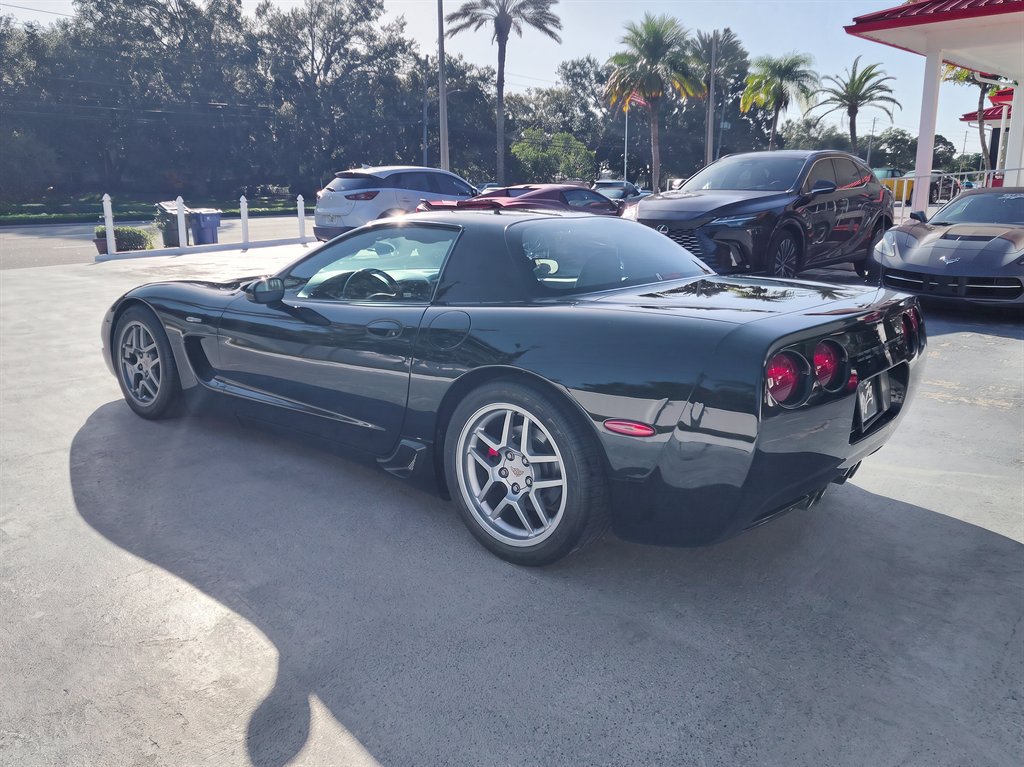 Used 2002 Chevrolet Corvette Z06 w/ Memory Pkg RWD image 6