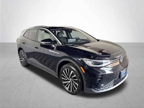 Certified 2023 Volkswagen ID.4 Pro S Plus AWD/4WD image 4
