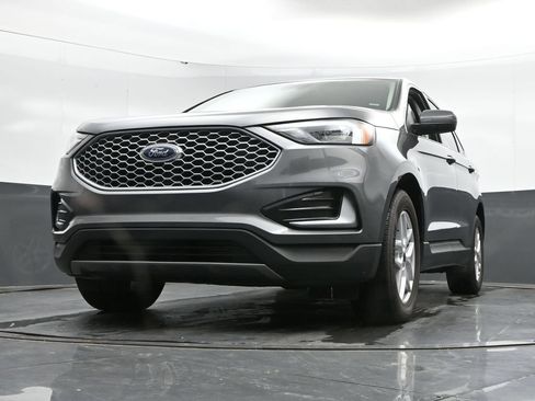 Used 2024 Ford Edge SEL AWD/4WD image 43