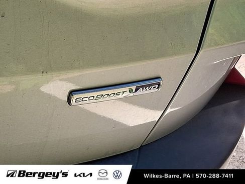 Used 2020 Ford Escape SEL AWD/4WD image 12
