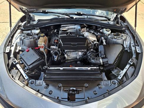 Used 2020 Chevrolet Camaro LT image 22