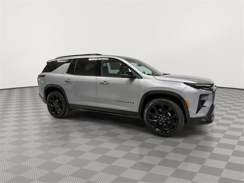 New 2026 Chevrolet Traverse RS w/ LPO, Floor Liner Package image 13