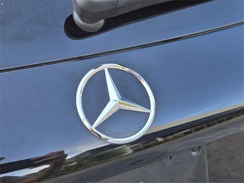 Used 2021 Mercedes-Benz GLC 300 image 15