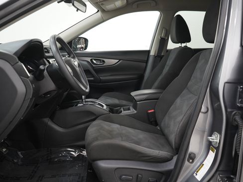 Used 2016 Nissan Rogue SV AWD/4WD image 21