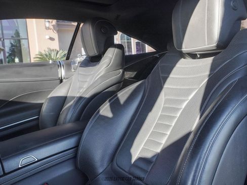 Used 2015 Mercedes-Benz S 550 4MATIC Coupe image 21