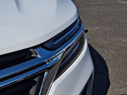Used 2024 Chevrolet Equinox LT AWD/4WD image 36