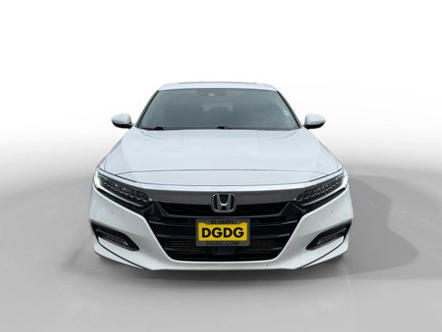 Used 2020 Honda Accord Touring image 8
