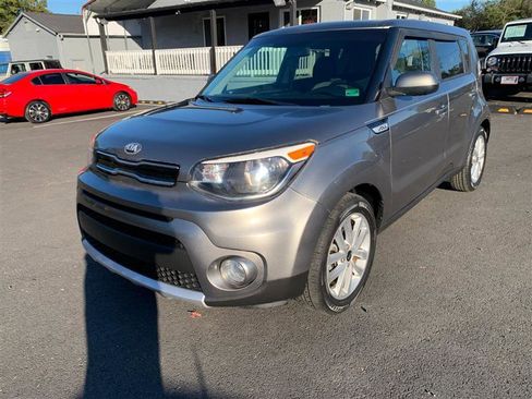 Used 2018 Kia Soul + w/ Audio Package image 11