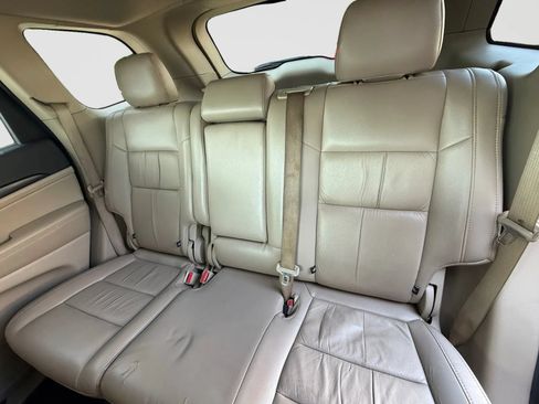 Used 2022 Jeep Grand Cherokee Laredo E AWD/4WD image 15