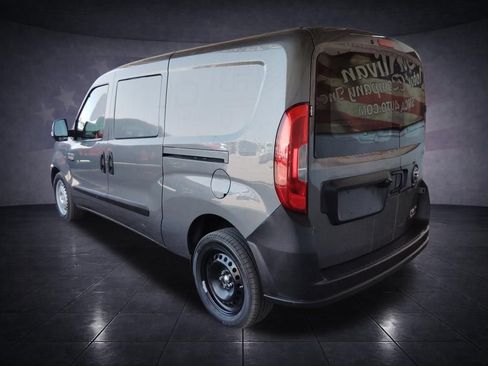Used 2018 RAM ProMaster City Tradesman FWD image 3