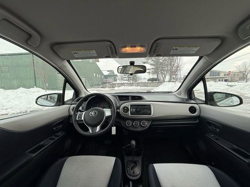 Used 2012 Toyota Yaris LE image 16