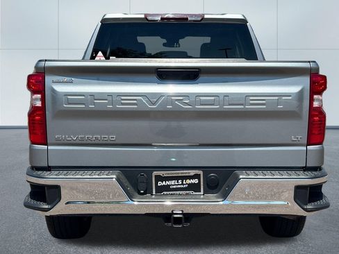 Used 2024 Chevrolet Silverado 1500 LT AWD/4WD image 4