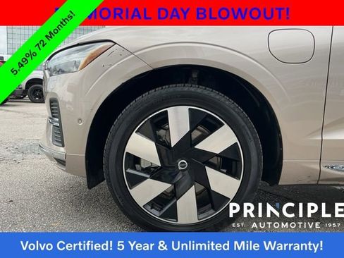 Certified 2023 Volvo XC60 T8 Plus w/ Protection Package Premier AWD/4WD image 10