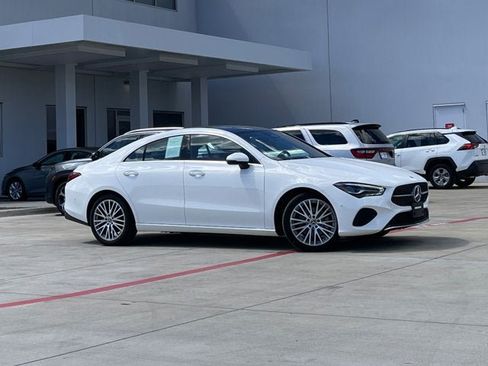 Used 2025 Mercedes-Benz CLA 250 image 7