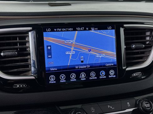 Used 2017 Chrysler Pacifica Touring-L w/ Tire & Wheel Group image 22