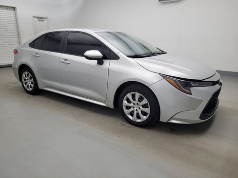 Used 2022 Toyota Corolla LE FWD image 11