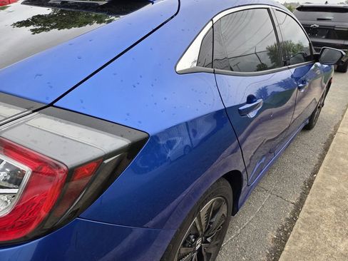 Used 2018 Honda Civic EX image 10