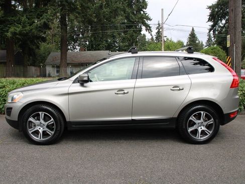 Used 2012 Volvo XC60 T6 Premier Plus image 13