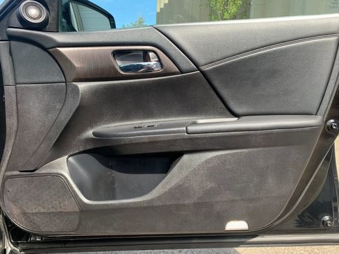 Used 2014 Honda Accord EX-L image 30