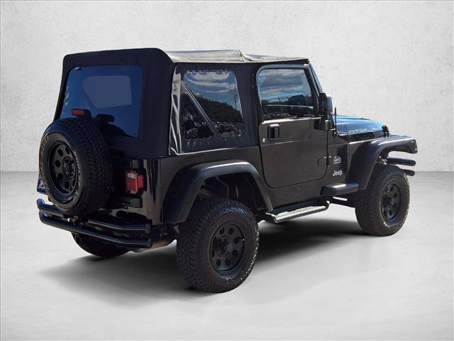 Used 2004 Jeep Wrangler Sahara AWD/4WD image 5