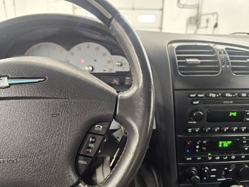 Used 2002 Ford Thunderbird RWD image 12