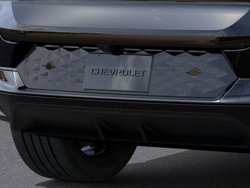 New 2025 Chevrolet Equinox EV RS w/ Convenience Package II FWD image 41