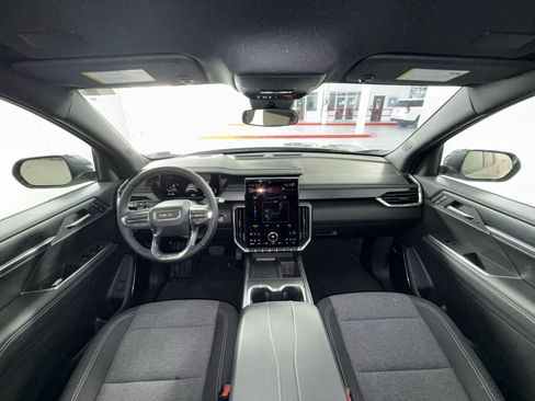 New 2025 GMC Acadia Elevation FWD image 23