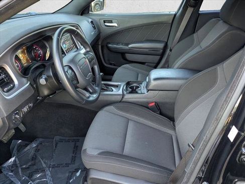 Used 2021 Dodge Charger SXT w/ Blacktop Package image 17