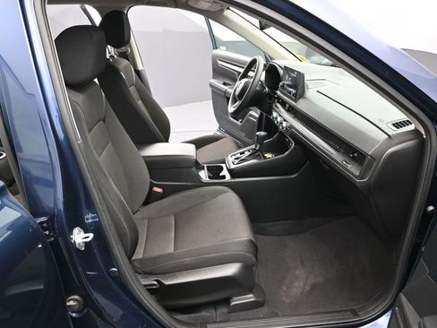 Certified 2023 Honda CR-V LX image 17