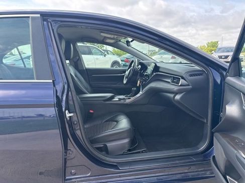 Used 2021 Toyota Camry SE FWD image 19