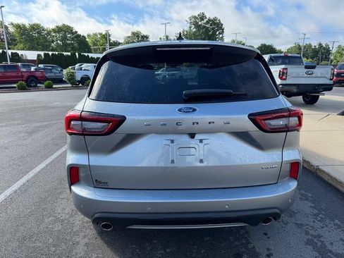 Used 2023 Ford Escape ST-Line Elite w/ Premium Technology Package AWD/4WD image 7