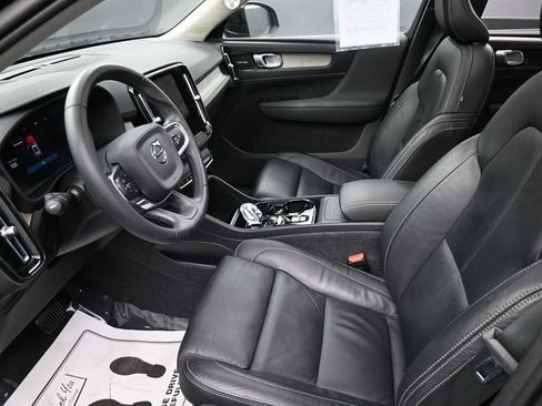 Used 2023 Volvo XC40 B5 Ultimate w/ Climate Package AWD/4WD image 22