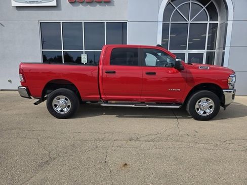 Used 2024 RAM 2500 Big Horn w/ Bed Utility Group image 2