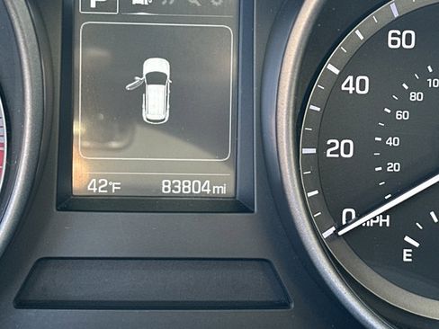 Used 2018 Hyundai Santa Fe Sport w/ 2.4L Value Package 02 image 32