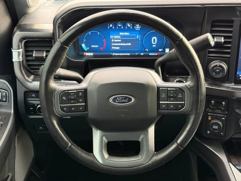 Used 2024 Ford F250 Lariat w/ Lariat Ultimate Package AWD/4WD image 31