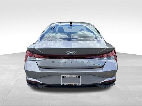 Certified 2023 Hyundai Elantra SEL w/ Convenience Package FWD image 6