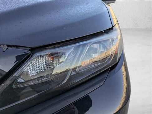 Used 2021 Toyota Camry SE image 6