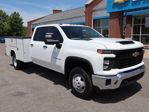 New 2026 Chevrolet Silverado 3500 W/T w/ WT Convenience Package AWD/4WD image 3