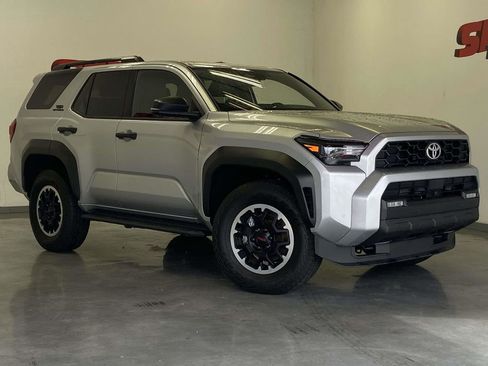 Used 2025 Toyota 4Runner TRD Off-Road Premium w/ Tow Technology Package AWD/4WD image 1
