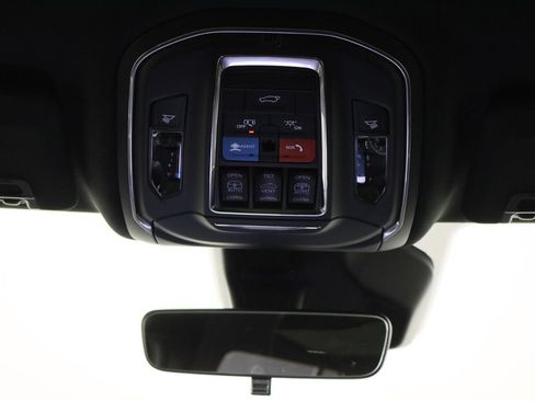 Used 2026 Jeep Grand Cherokee Limited w/ Limited Altitude Package AWD/4WD image 20