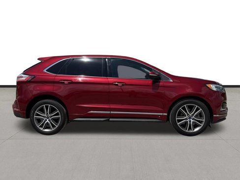 Used 2019 Ford Edge Titanium w/ Equipment Group 301A AWD/4WD image 4