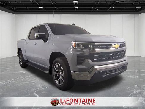 Used 2024 Chevrolet Silverado 1500 LT image 2