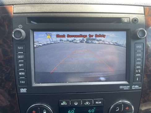 Used 2014 GMC Yukon Denali AWD/4WD image 20
