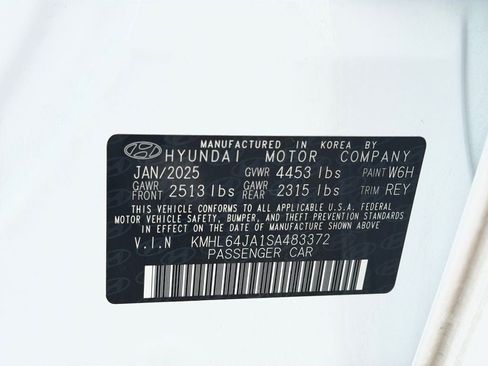 Used 2025 Hyundai Sonata SEL FWD image 36