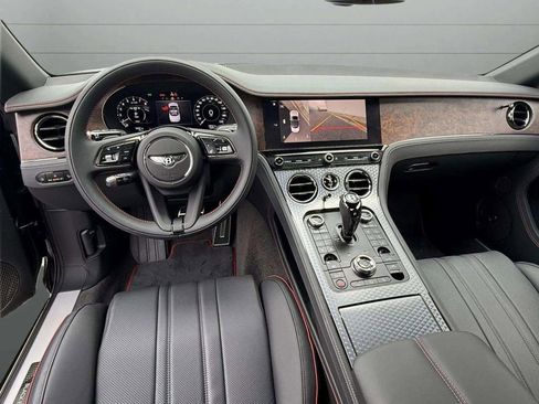 Certified 2025 Bentley Continental GT Mulliner AWD/4WD image 4