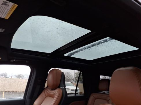 Used 2019 Lincoln Navigator Reserve w/ Cargo Package image 11