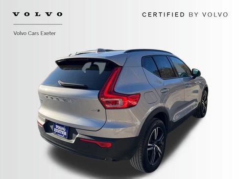 Certified 2023 Volvo XC40 B5 Plus w/ Climate Package image 10