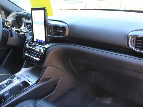 Used 2021 Ford Explorer ST w/ Equipment Group 401A image 14